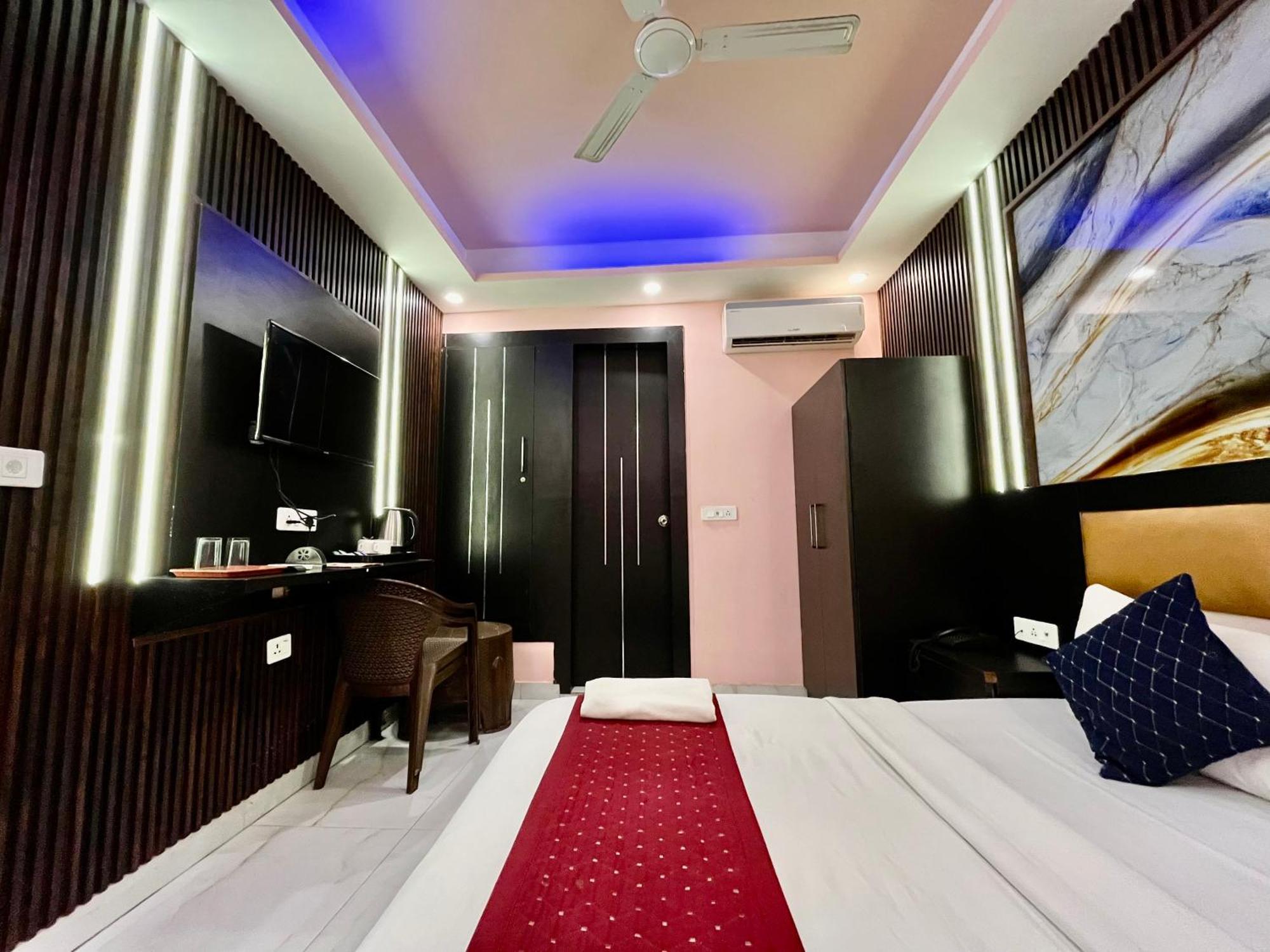Hotel Jupiter Plaza Delhi Airport Neu-Delhi Exterior foto