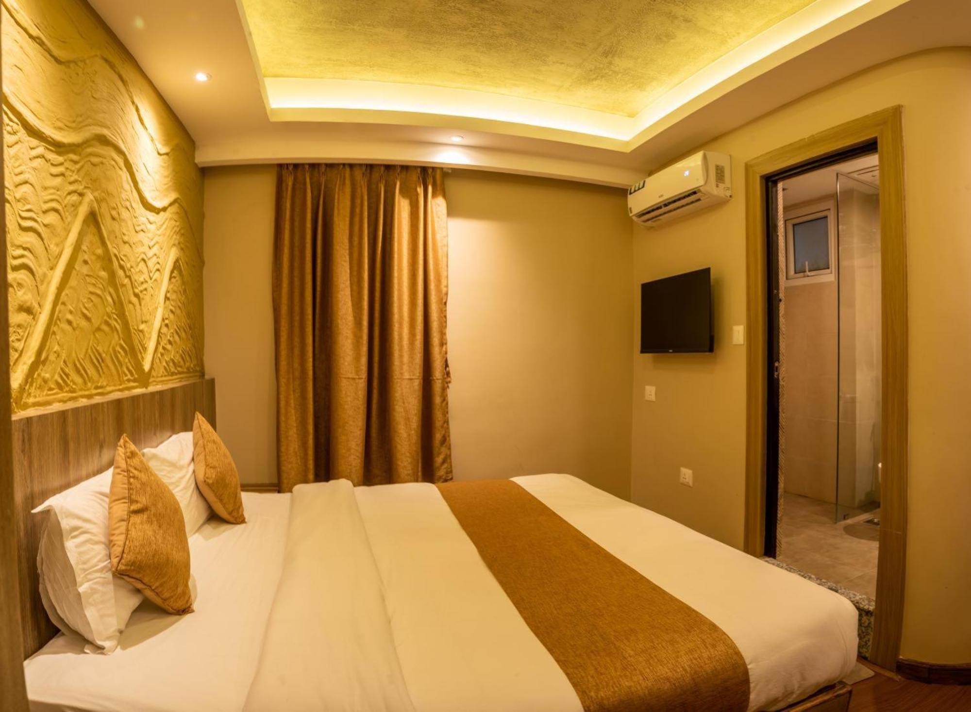 Hotel Jupiter Plaza Delhi Airport Neu-Delhi Exterior foto